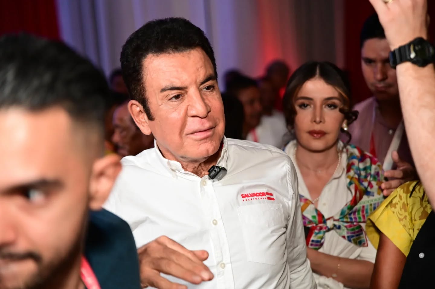 Nasralla propone un bloque nacional frente a una supuesta maniobra oficialista para frenar elecciones