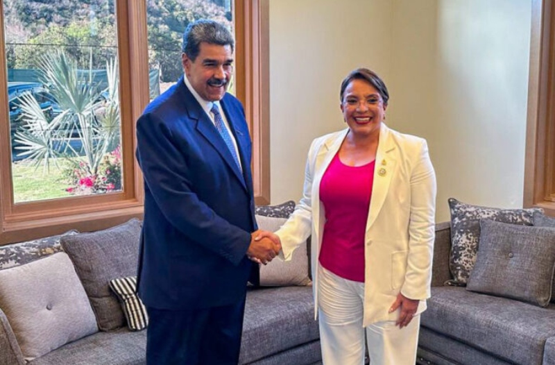 Xiomara Castro se posiciona a favor de Nicolás Maduro durante crisis internacionales