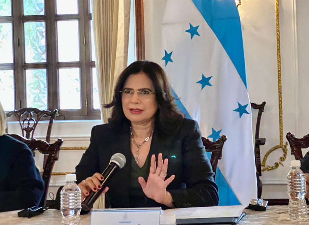 Blindaje electoral: la estrategia de Rixi Moncada y el control político estatal